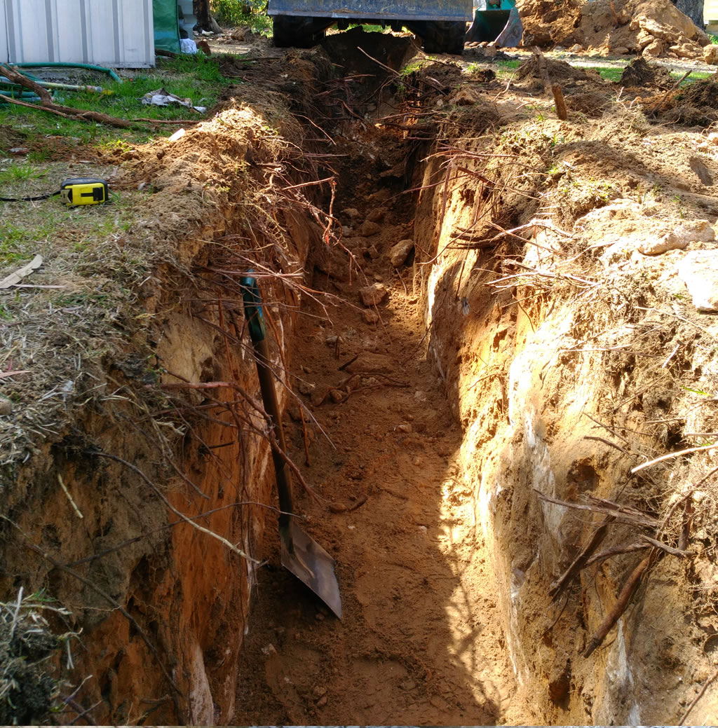 150mm 300mm 450mm 600mm trench digging hire gold coast Brisbane